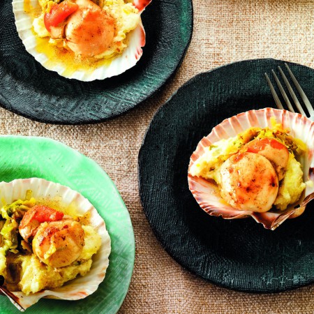 Browned Scallops with Leeks and Polenta Cream