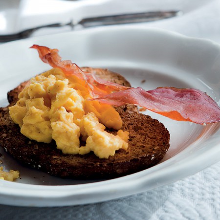 Creamy Scrambled Eggs with Bread and Bacon