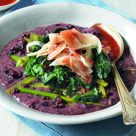 Creamy Venere rice with black cabbage, raspberry and cinnamon