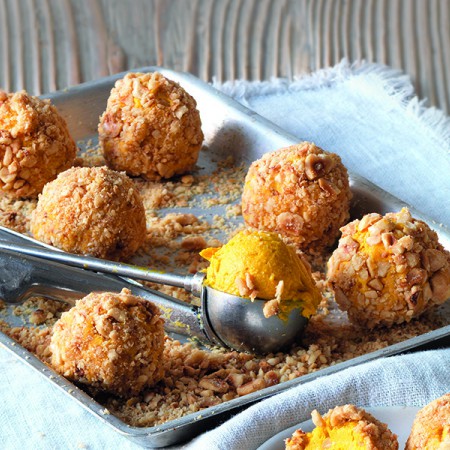 Cheesy Pumpkin Truffles with Hazelnut Crumble