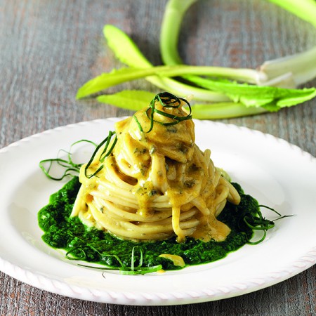 Spaghetti with Gorgonzola and Chicory