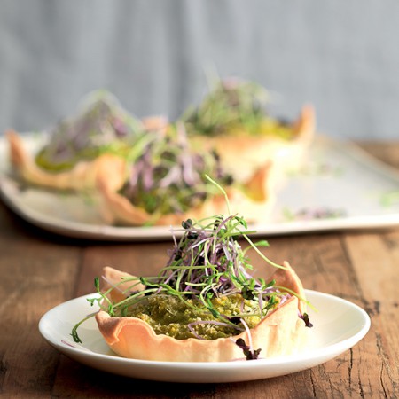 “Handkerchiefs” With Fava Bean Sauce