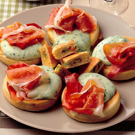 Stuffed Tigelle Rolls