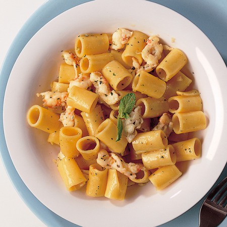 Pasta With Shrimp Ragù Sauce