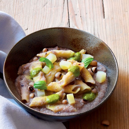 Garganelli With Black-Eyed Peas and Pesto