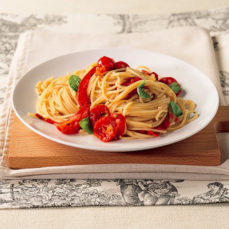 Spaghetti With Roasted Tomatoes