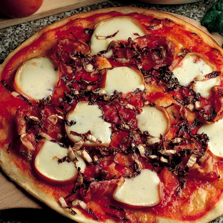 Light Pizza with Scamorza