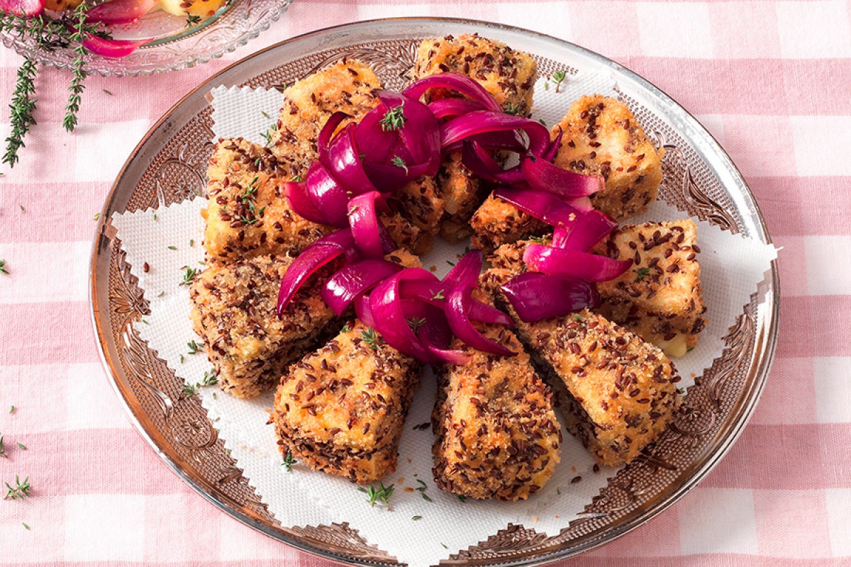 Fried Brie with Raspberry Vinegar Onions Recipe La Cucina Italiana