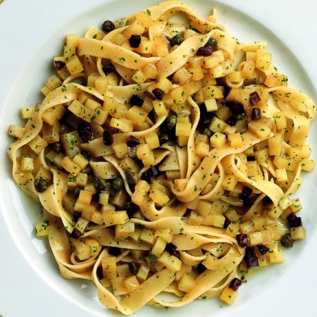 Fettuccine with Potatoes and Olives