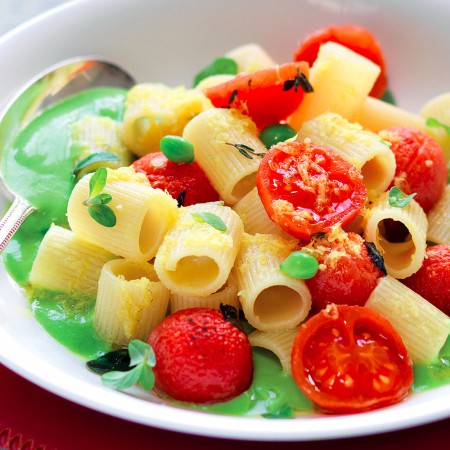 Mezzi Rigatoni With Pea Purée, Cherry Tomatoes, and Lemon 