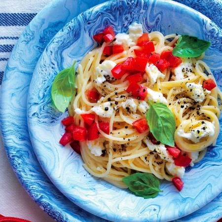 Spaghetti With Tomato Water and Mozzarella Cream