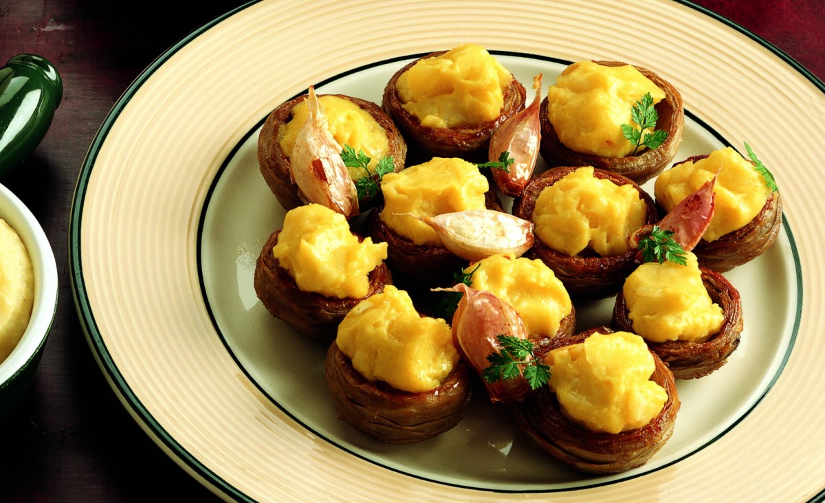 Potato Stuffed Artichokes-image