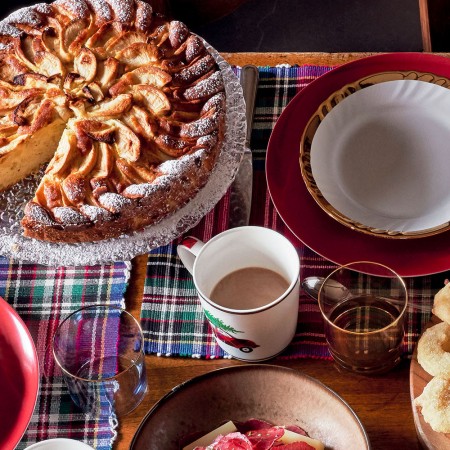 8 Italian-Style Apple Pies - La Cucina Italiana