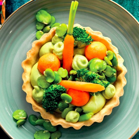Sweet potato tartlets with seasonal produce