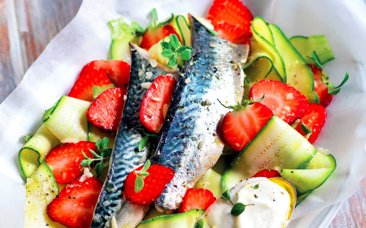 Mackerel, Zucchini and Macadamia Recipe La Cucina Italiana