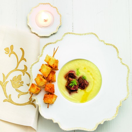 Fennel cream with lamb and croutons