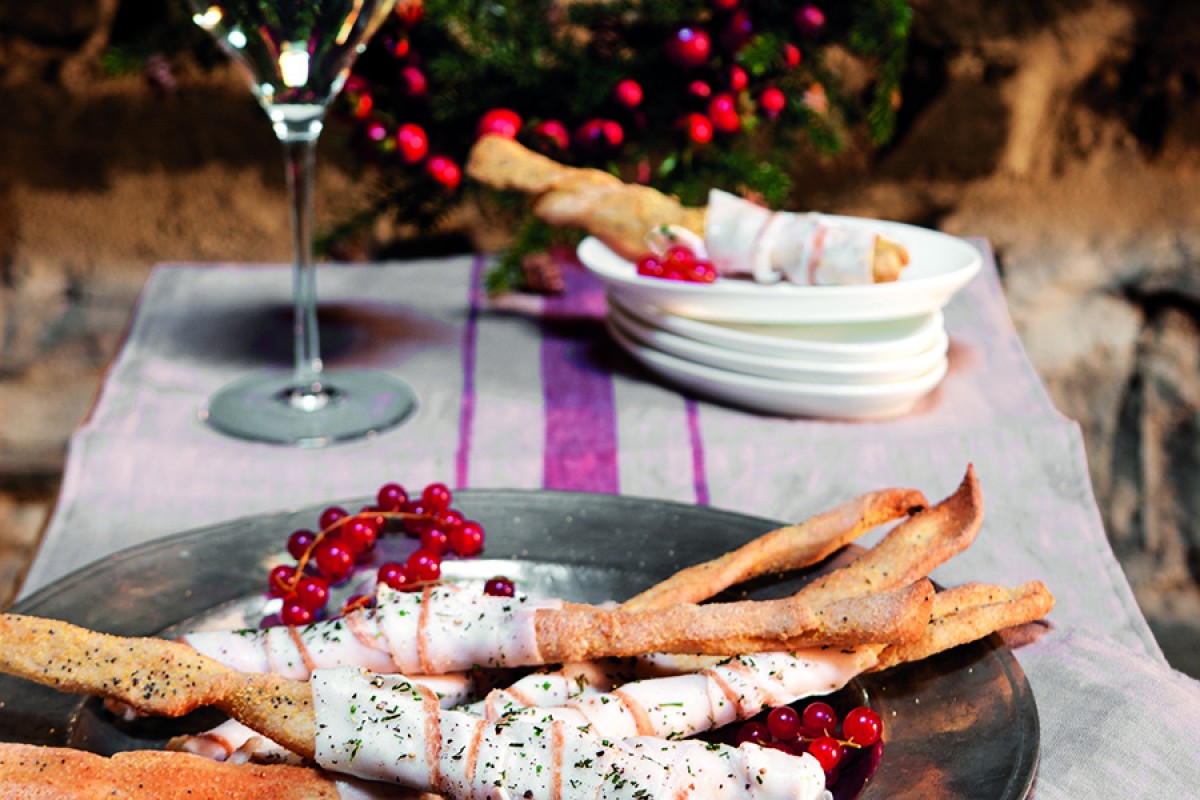Cornmeal and Poppy Seed Breadsticks-image