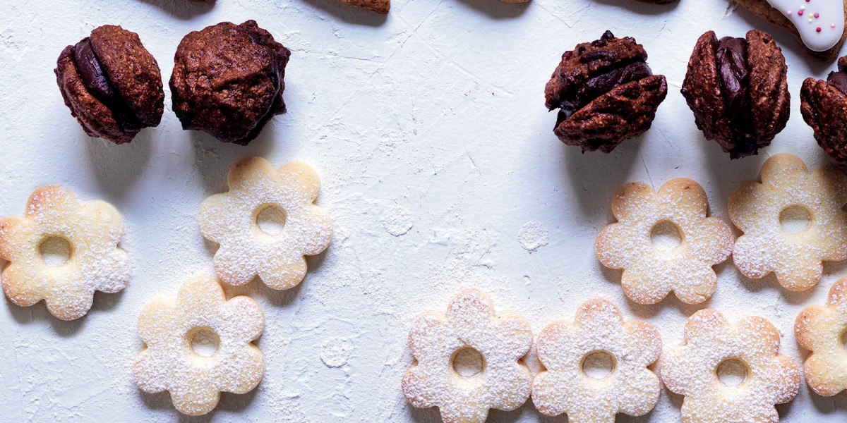 Shortbread Daisy Cookies Recipe - La Cucina Italiana