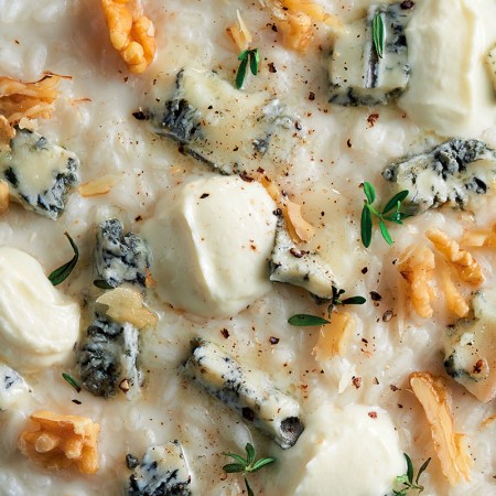 What is Gorgonzola cheese: Definition and Meaning - La Cucina Italiana