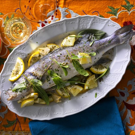 Pan-fried sea bass in wine