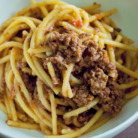 Spaghetti With White Meat Sauce