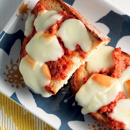 Bruschetta With 'nduja and Smoked Provola 