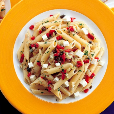 Penne With Mozzarella, Red Peppers and Capers
